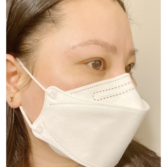 Organic Essential Oil Mask Refresher - Picture 3 of 3